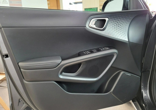 Kia Soul cena 156900 przebieg: 8000, rok produkcji 2023 z Lesko małe 277
